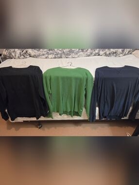 3 Large Sweater/Long Sleeve